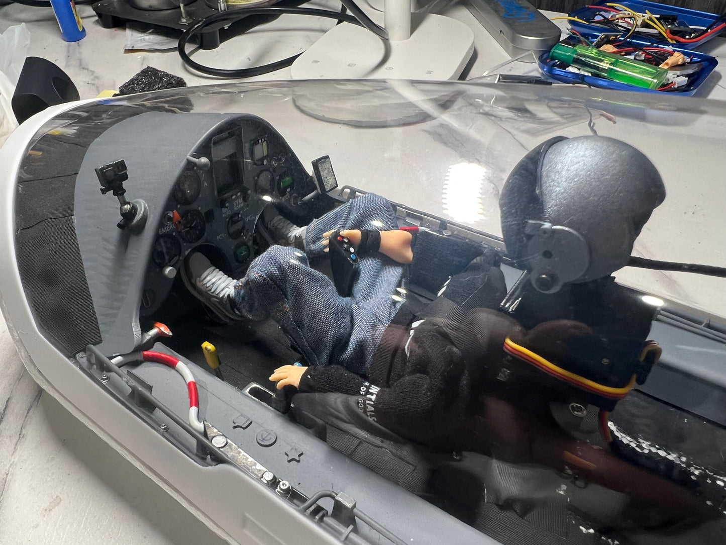 FMS 3000mm FOX FPV Cockpit